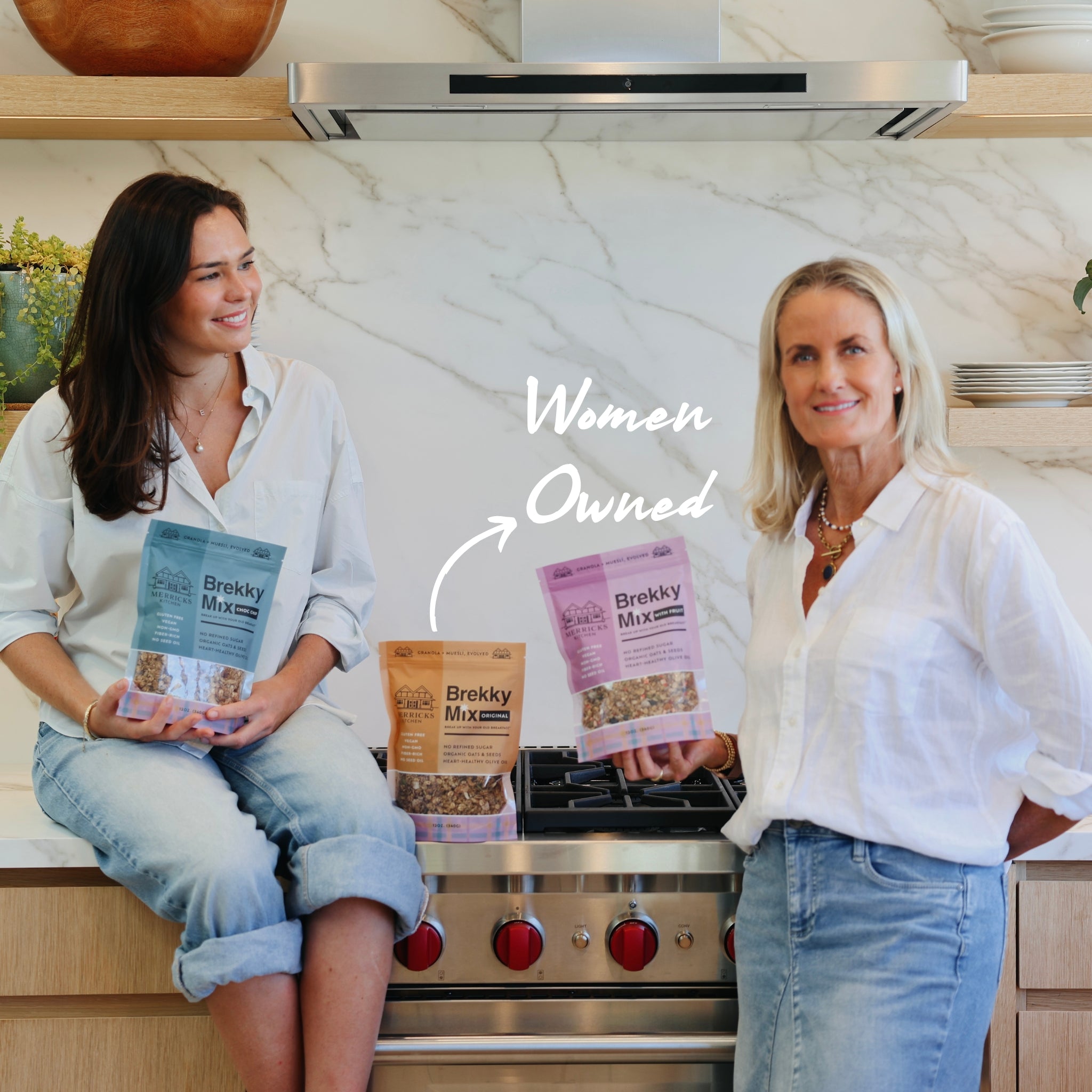 Brekky Mix With Fruit